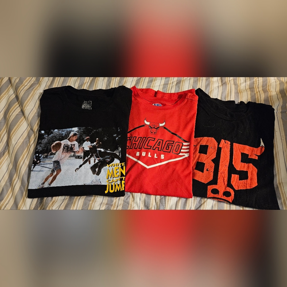 Lot Of 3 Mens XL Basketball Themed Tshirts.